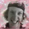 @strwbgutz's profile picture
